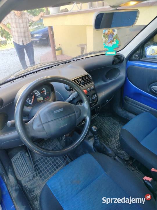 Sprzedam Fiata Seicento 11 auto sprawne Dębówka sprzedam