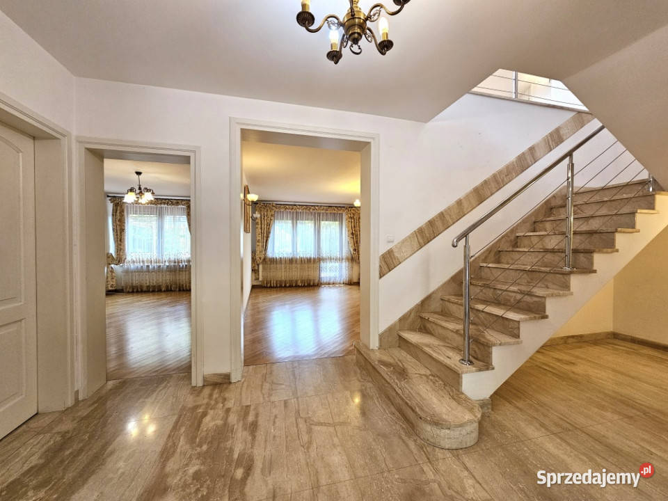 Elegancki dom wolnostojący 250 m2 Wysoki