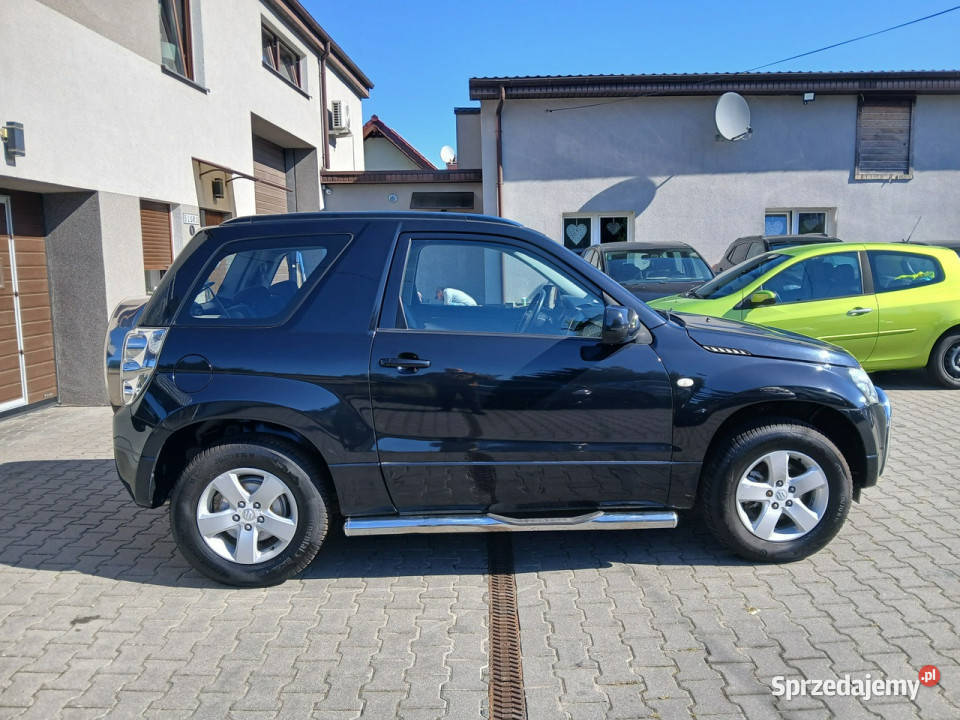 Suzuki Grand Vitara 16i 4X4 alufelgi klimatronik serwisowany w ASO Gryfino