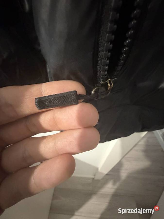 Oryginalna Kurtka Nike pikowana L 178182 z mała Kurtki i płaszcze Kowale