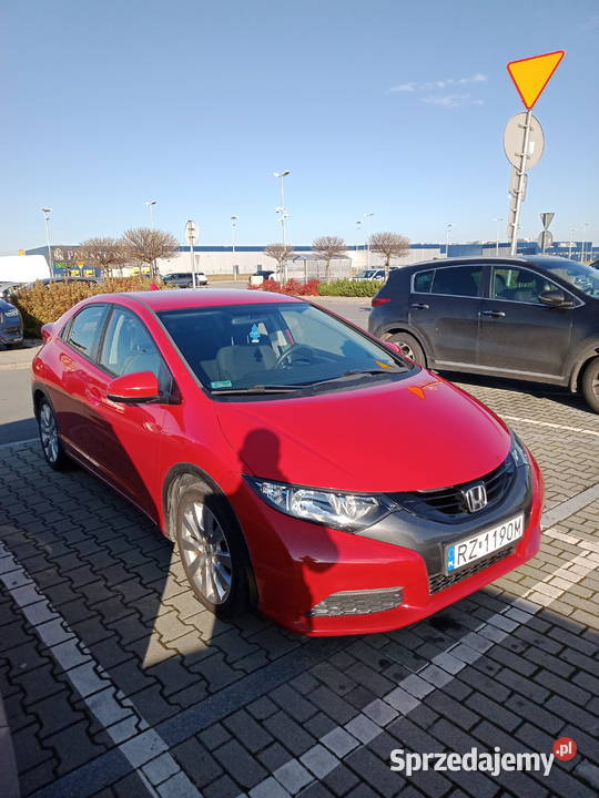 HONDA CIVIC IX 18 Rok produkcji 2012 Rzeszów