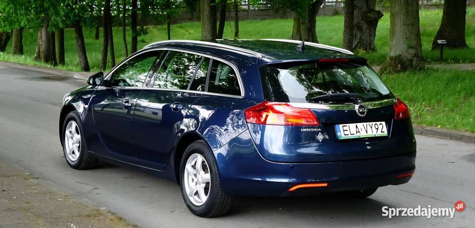 Piękna Insignia 18 benzyna 140 najlepszy pod LPG wspomaganie kierownicy Łask