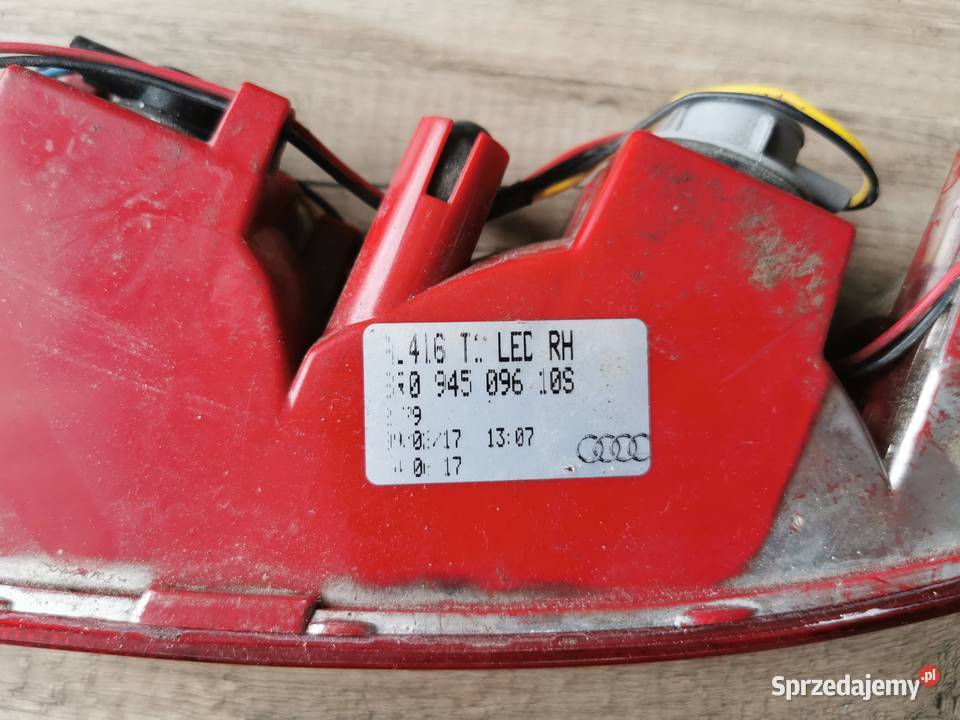 LAMPA TYŁ PRAWA AUDI Q5 8R0 8R0945096 Pielgrzymka