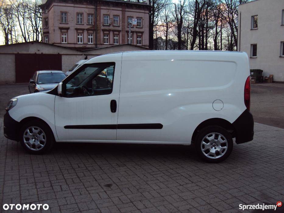 Fiat DOBLO CARGO MAXI 16 105 IZOTERMA Dostępny centralny zamek Świdnica Polska