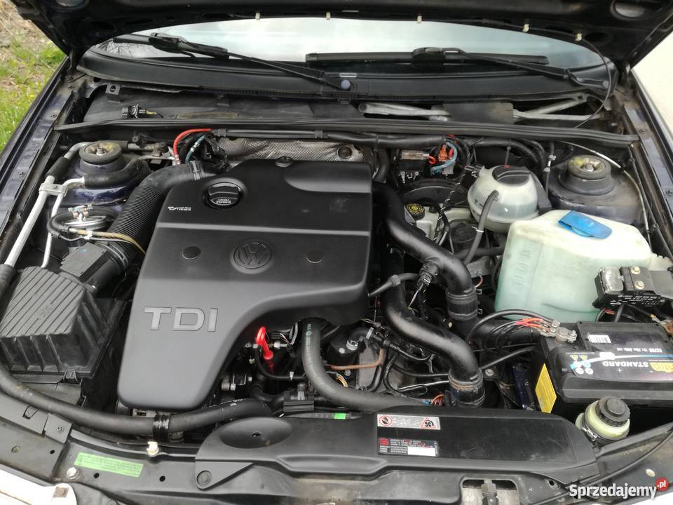 Passat b4 19tdi super stan granatowy Zagórz