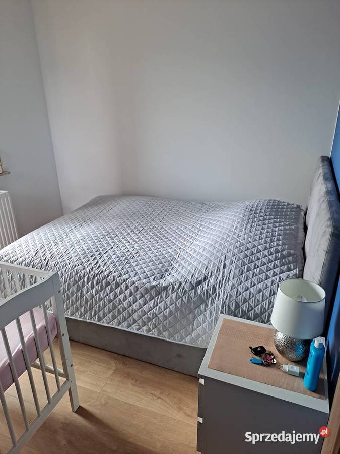 Sprzedam Mieszkanie 441m posiadające dwa balkony własność Warszawa