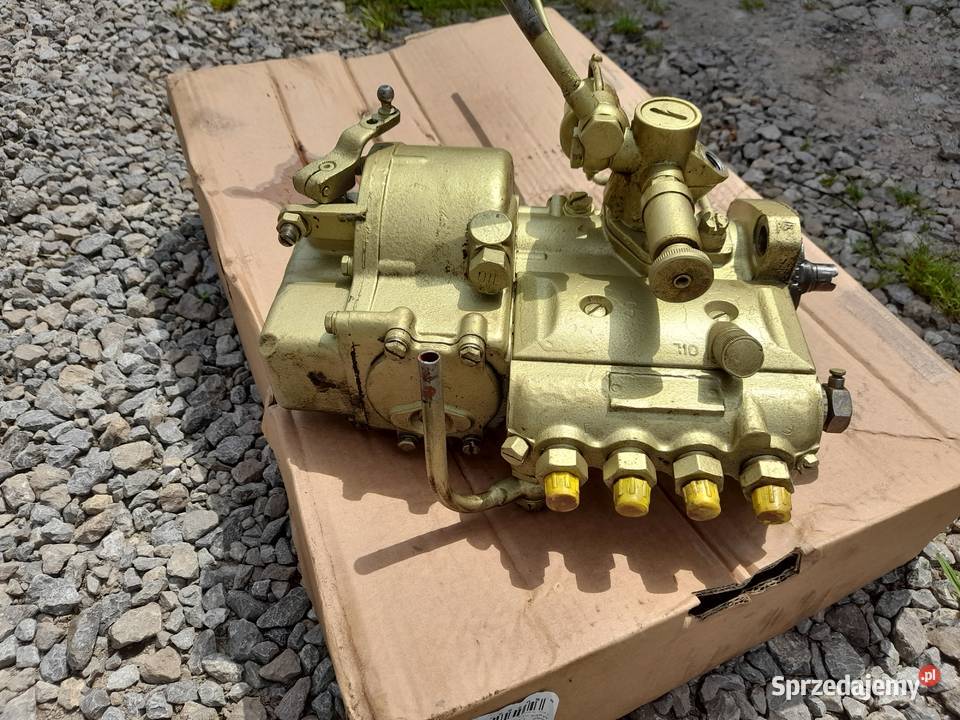 Pompa wtryskowa zetor 4 cylindry motorpal Kazimierz Dolny