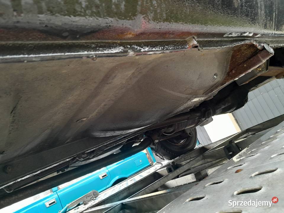Polonez Wąskie Caro Orginal Folia w Środku W 52km Staszów sprzedam