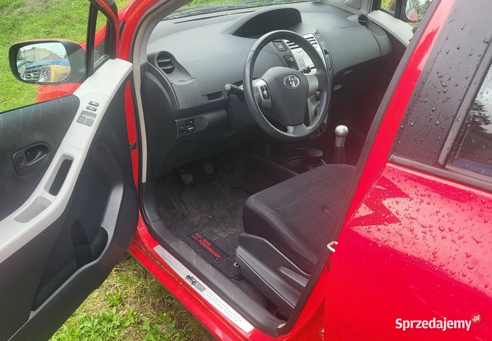 Toyota Yaris 10 klimatyzacja wspomaganie kierownicy
