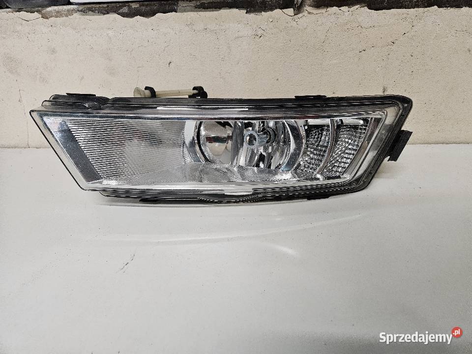 SKODA RAPID LIFT 5JA HALOGEN LEWY PRZÓD Międzychód