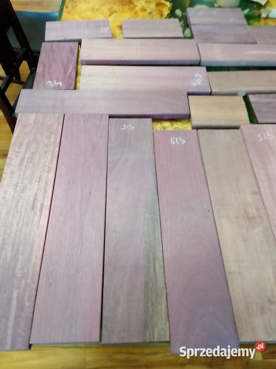 Drewno Mahoń deski ponad 1 m2 Nowy Tomyśl sprzedam