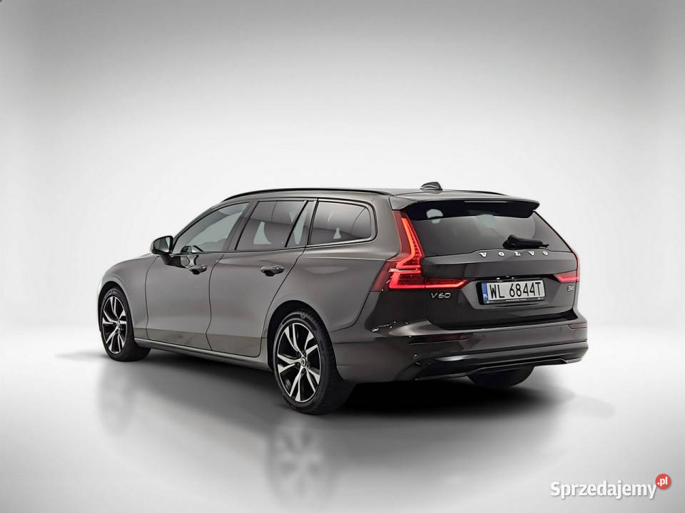 Volvo V60 B4 D Plus Dark aut Z Polskiego Salonu Warszawa