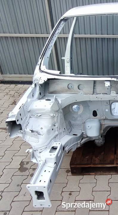 VW TIGUAN II ĆWIARTKA PRAWY PRZÓD SŁUPEK PRÓG