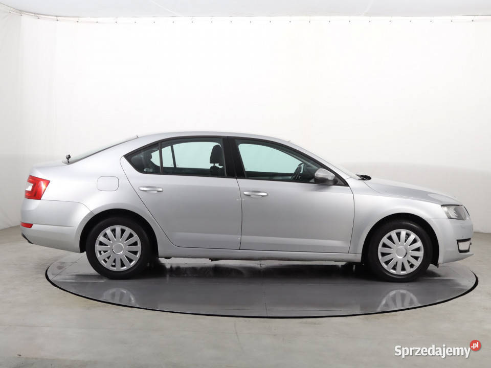 Skoda Octavia 14 TSI nieuszkodzony