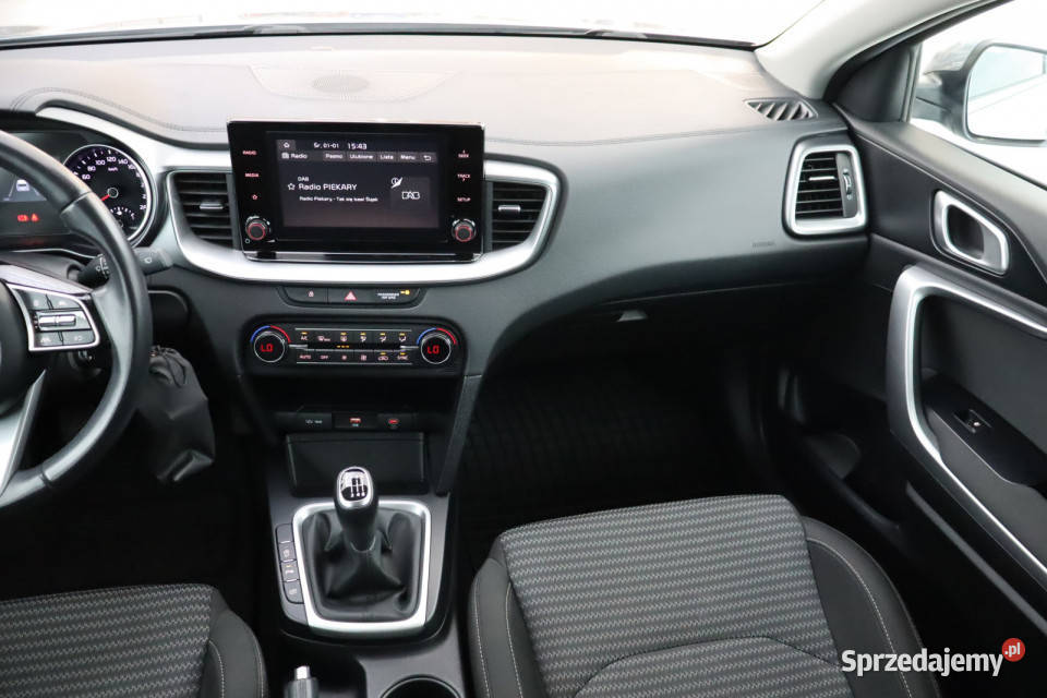 Kia Ceed 15 TGDI MHEV Kombi Cee'd Piaseczno sprzedam