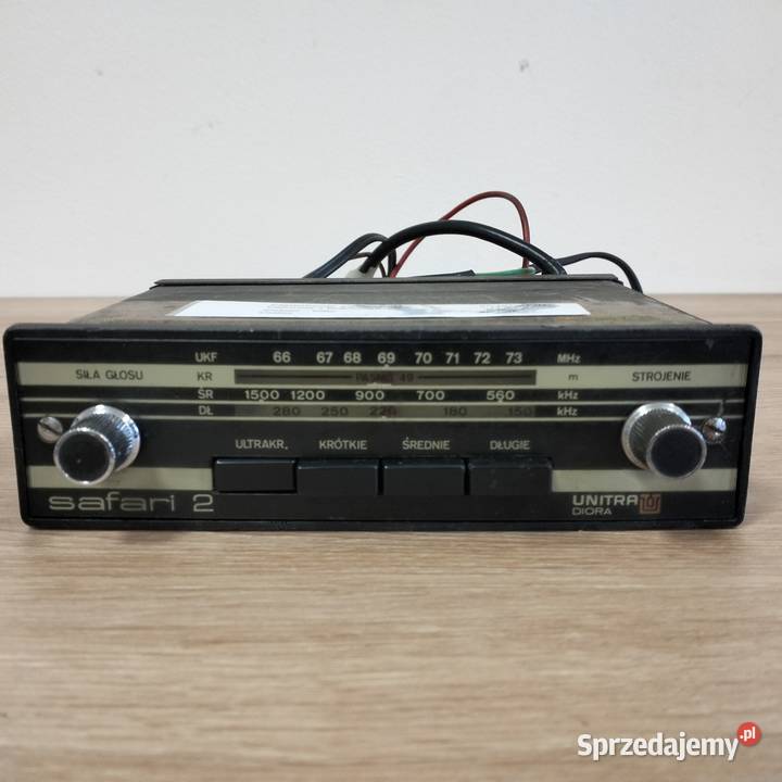 Przestrojone sprawne radio samochodowe unitra Poznań