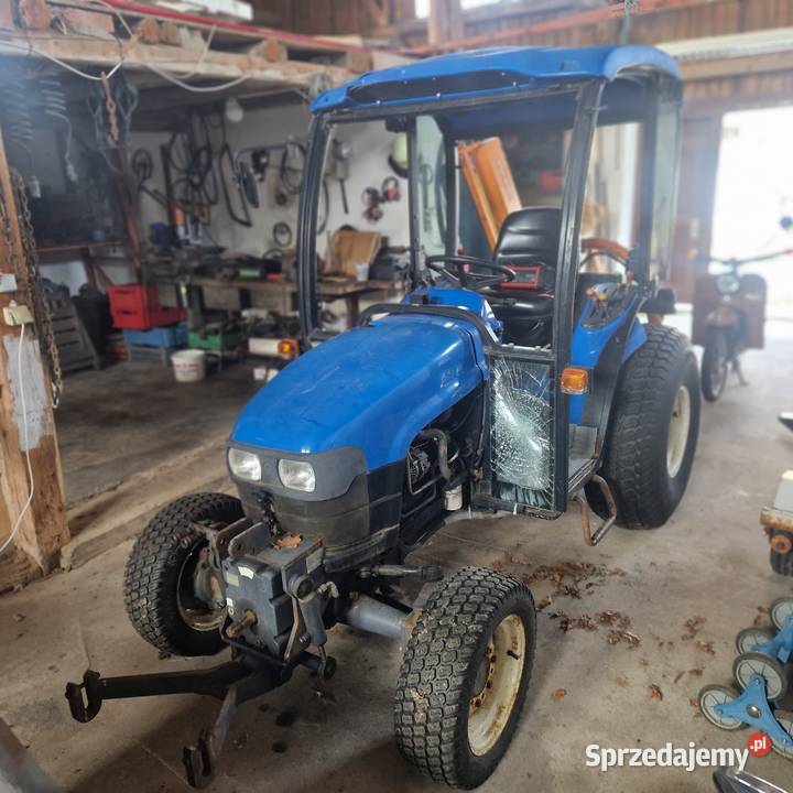 traktor sadowniczy 4x4 holland tc 27 tuz wom Bolesławiec sprzedam