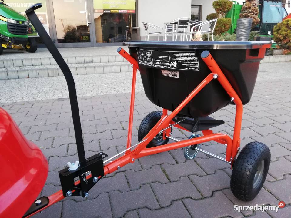 Rozsiewacz solarka piaskarka 50 do traktora Kobiele Wielkie sprzedam