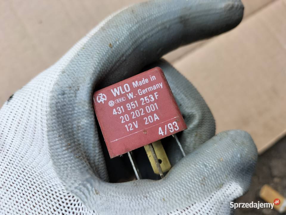 PRZEKAŹNIK 206 431951253F AUDI VW SKODA lubelskie Kamień-Kolonia