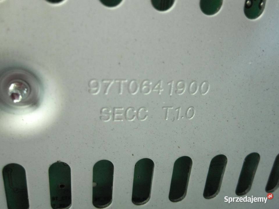 QASHQAI I J10 LIFT 11r radio cd 28185BM30A