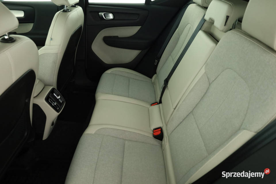 Volvo XC40 T5 AWD automatyczna XC 40 Piaseczno