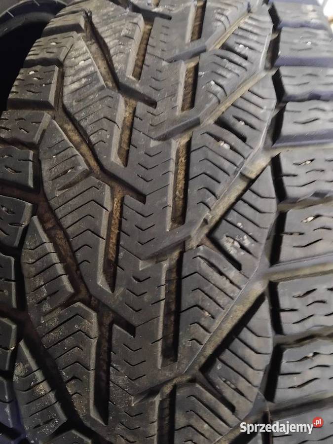 Opony zimowe kormoran 22560R17 17cale Ptaszkowa sprzedam