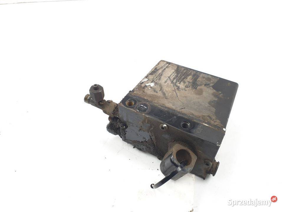 SIŁOWNIK PODNOSZENIA KABINY VOLVO FL 619 Pozostałe Lipno sprzedam