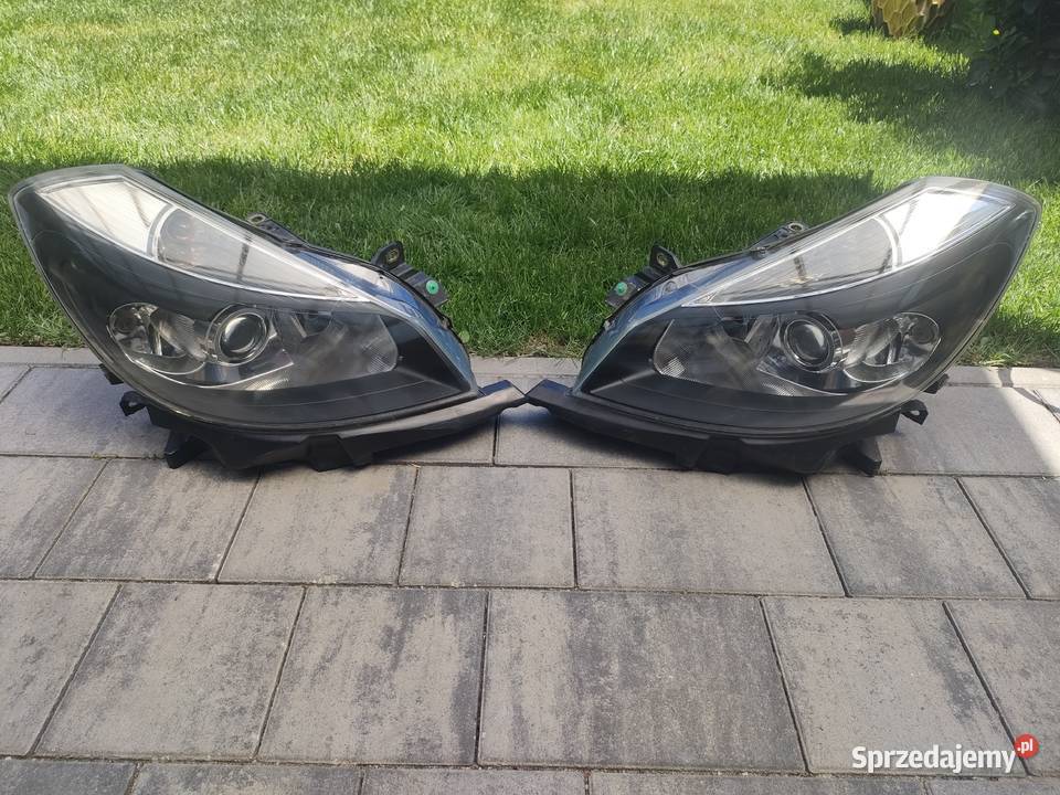 Clio III lampa przód Lampy przednie Swarzędz sprzedam