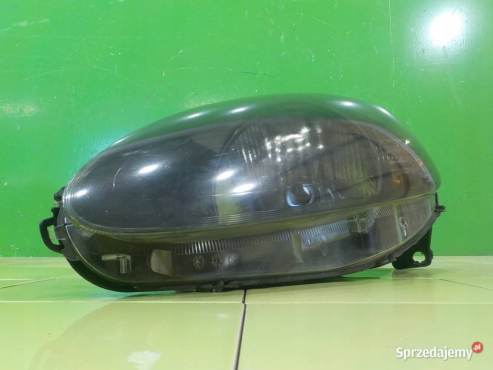 FIAT GRANDE PUNTO III 14 TJET 08r HB 3D lampa Lampy przednie Suków sprzedam