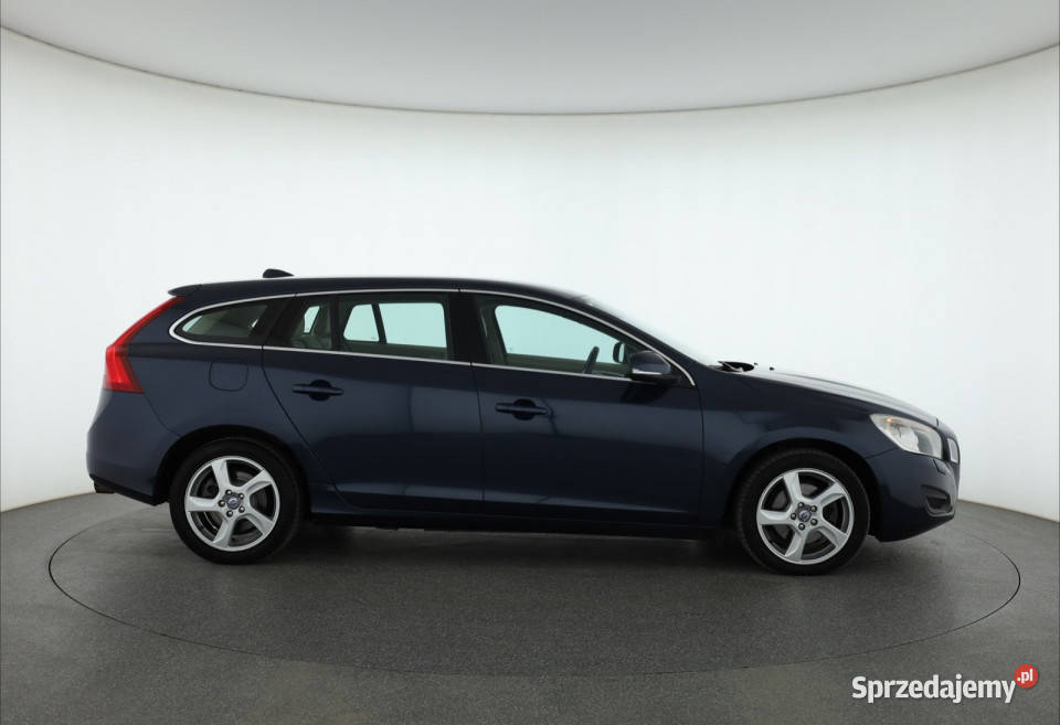 Volvo V60 T3 16 światła przeciwmgielne mazowieckie Piaseczno