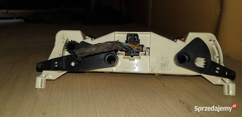 Panel nawiewu Corsa A