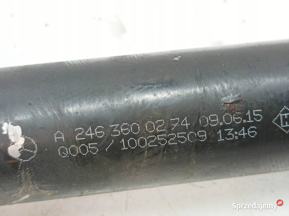 PÓŁOŚ PRAWY PRZÓD 20 CGI 45 AMG 2463309300 Rok produkcji 2015