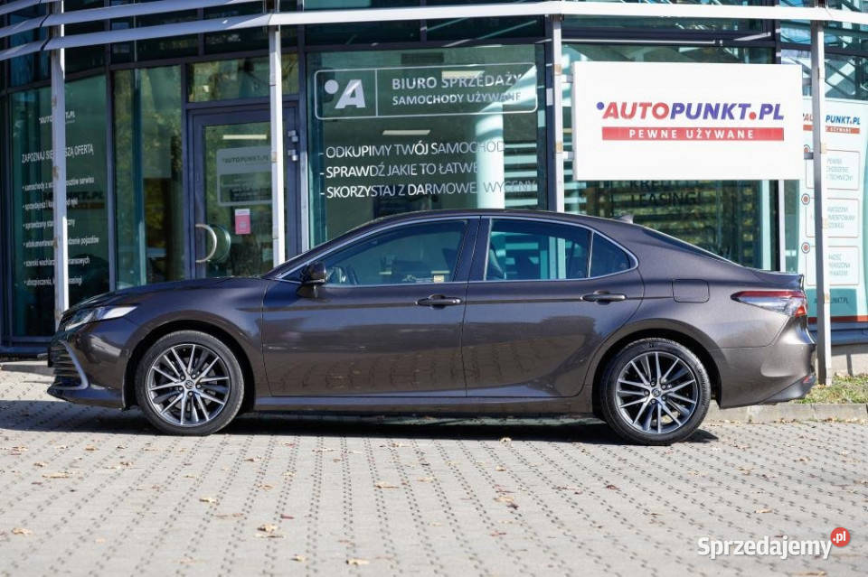 Toyota Camry 2022r Salon Polska FV 23 ASO IWŁ Chorzów