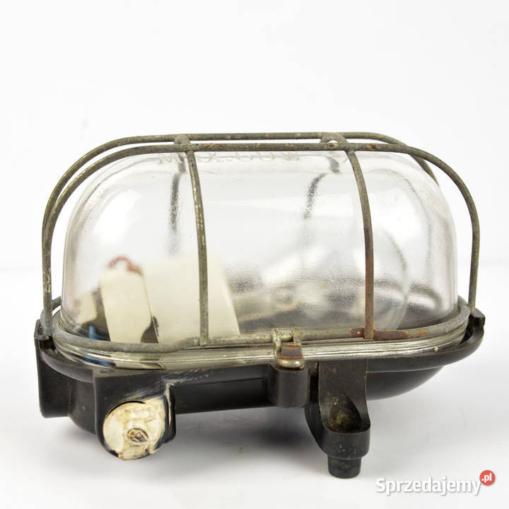 Kinkiet industrialny Fabryki Materiałów