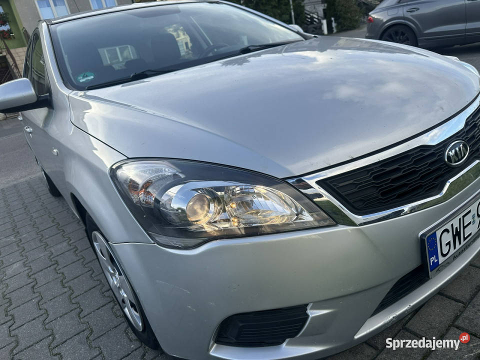Kia Ceed Mocna benzyna 8 airbag klima isofix garażowany Kia Wejherowo