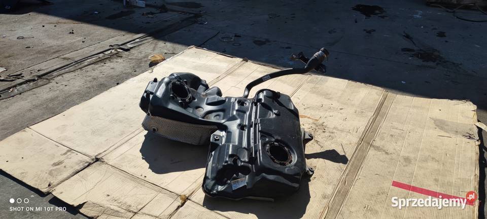 BAK ZBIORNIK PALIWA AUDI A6 C7 30 TDI