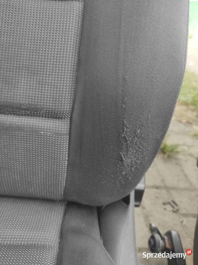 Sprzedam komplet foteli do audi a3 8l 5d świętokrzyskie