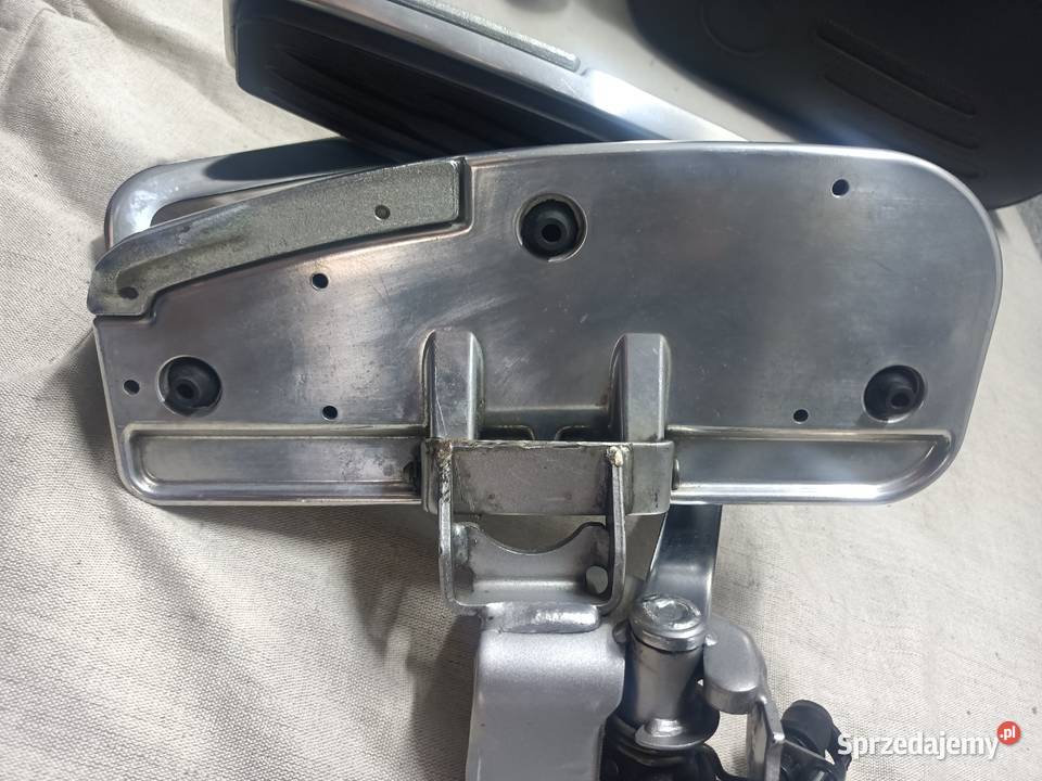 Podesty kierowcy Yamaha XVS 1100 Elementy nadwozia Rogi