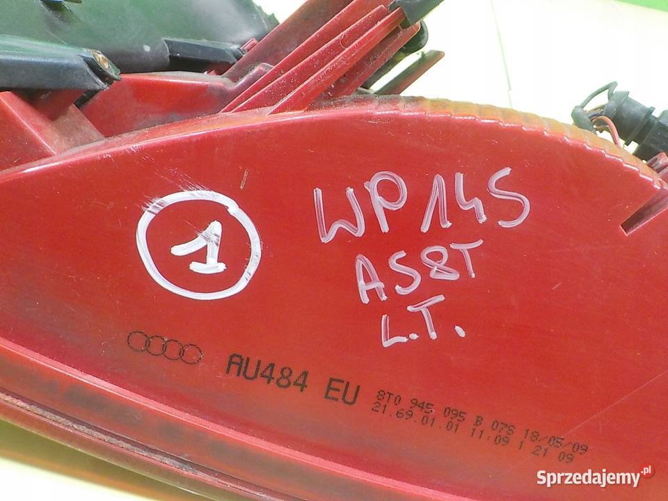 AUDI A5 8T 20 TFSI 09r COUPE 2D lampa lewa tyl Lampy tylne Suków
