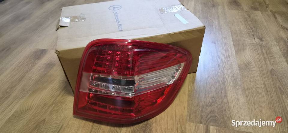 Lampa prawa tył tylna LED Mercedes ML W164 Lift prawe