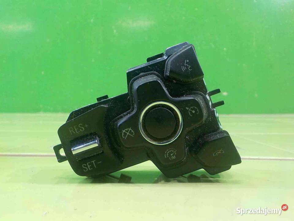 INSIGNIA A LIFT 16r HB 5D przelacznik tempomatu