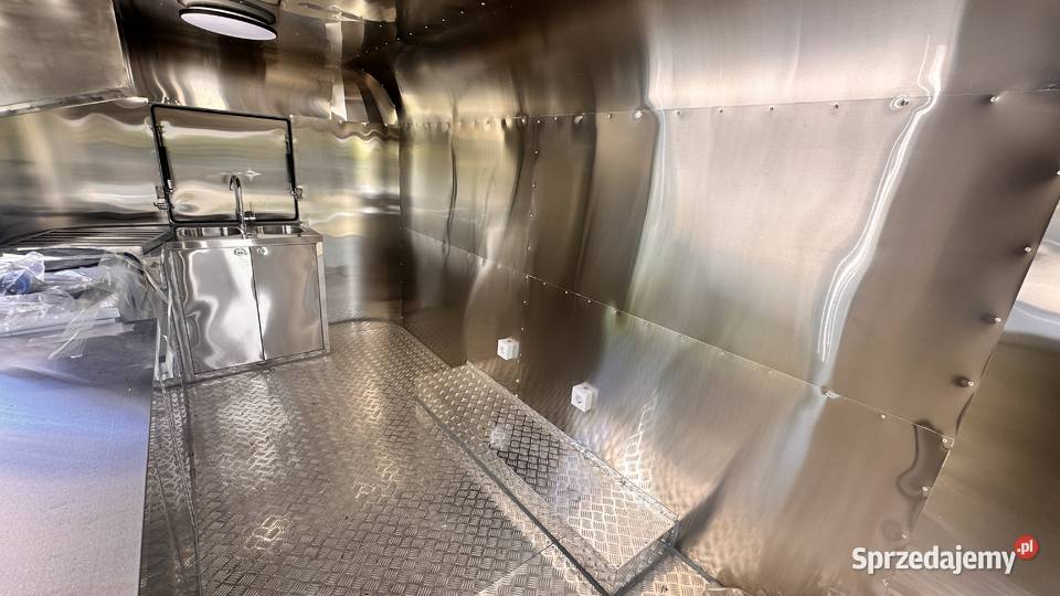 Przyczepa gastronomiczna nowa 4m Warszawa