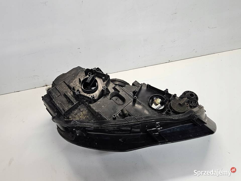 REFLEKTOR XENON LED LEWY AUDI A3 8V 8V0941005A osobowe Przystajń
