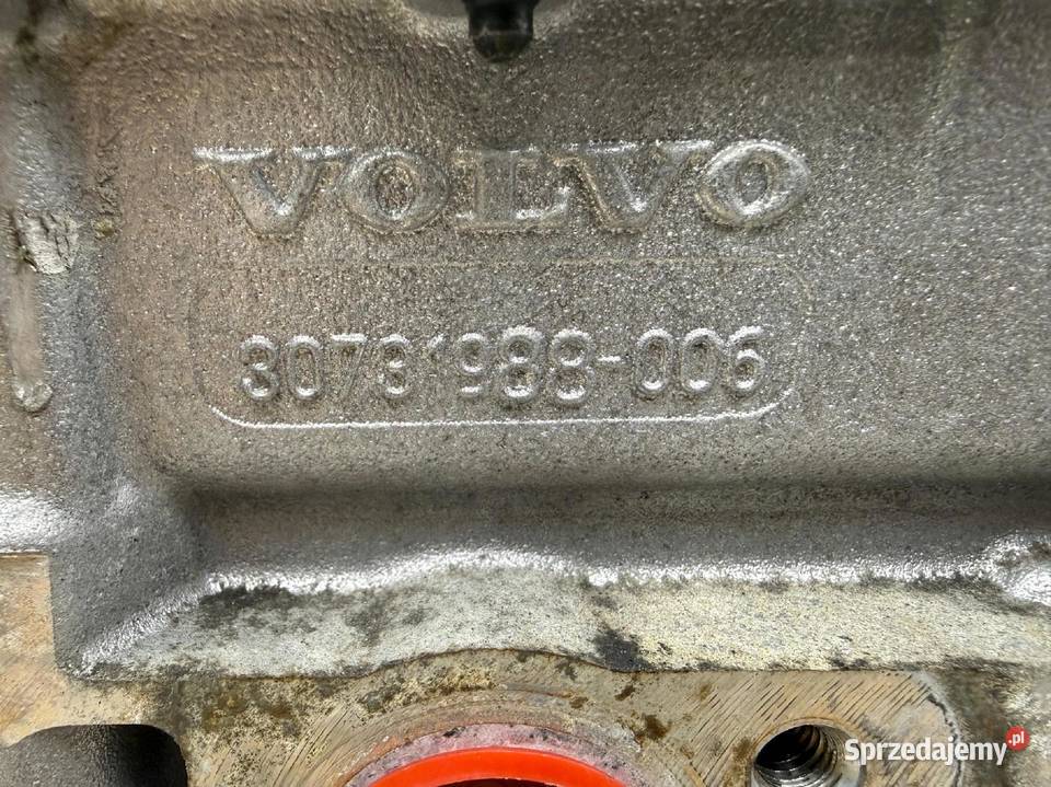 GŁOWICA 30731988 Volvo S60 I S80 V70 II XC70 osobowe Silniki i osprzęt lubelskie Chełm