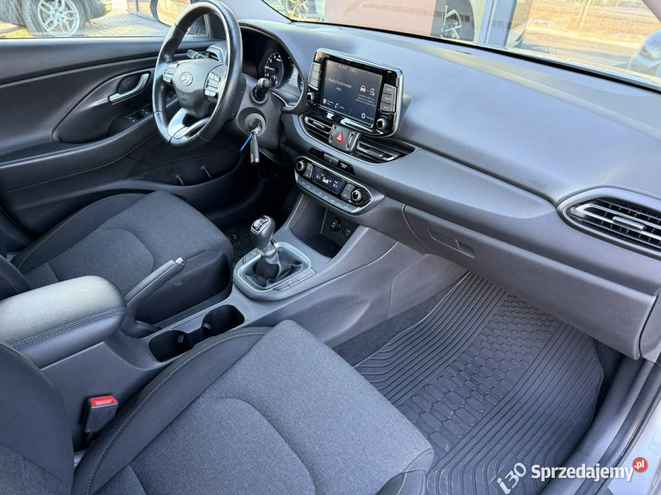 Hyundai i30 15DPI 110 Smart Pakiet Zimowy Salon i30 Piotrków Trybunalski sprzedam