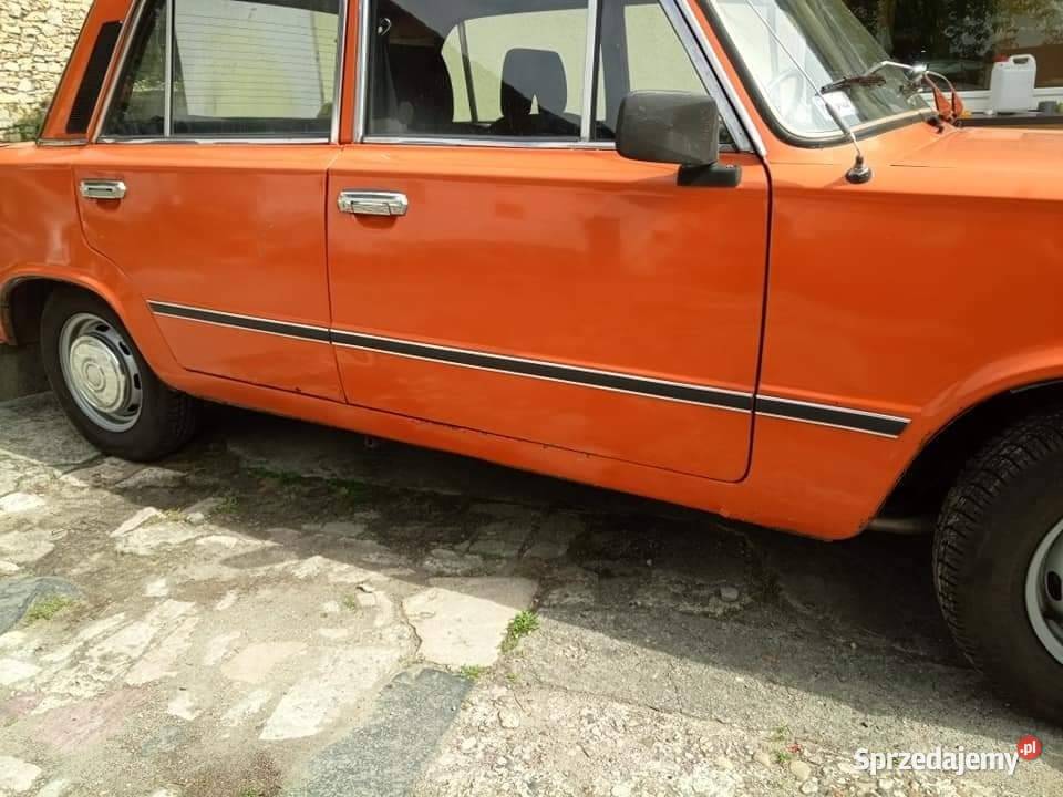 Listwy boczne Polski Fiat 125p komplet osobowe Opole sprzedam