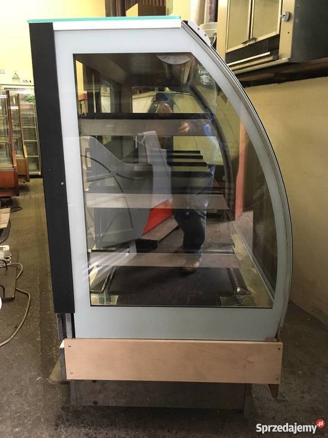 Używana Witryna chłodnicza cukiernicza LC145
