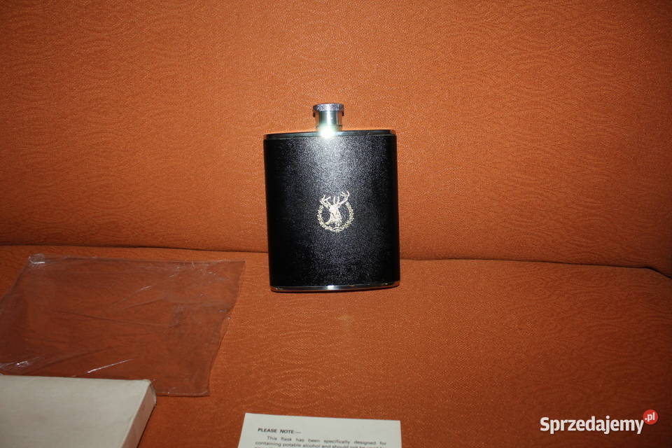 Piersiówka Jelenie Made in England 6OZ sprzedam