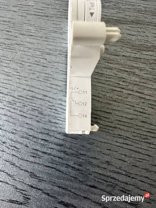 Styk pomocniczy iOF 1 CO A9A26904 Schneider sprzedam