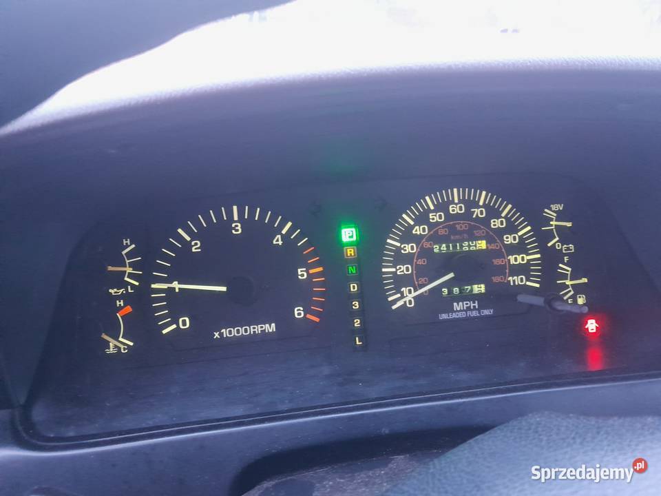 Toyota Land Cruiser 80 benzynalpg 40 1991r z USA bluetooth